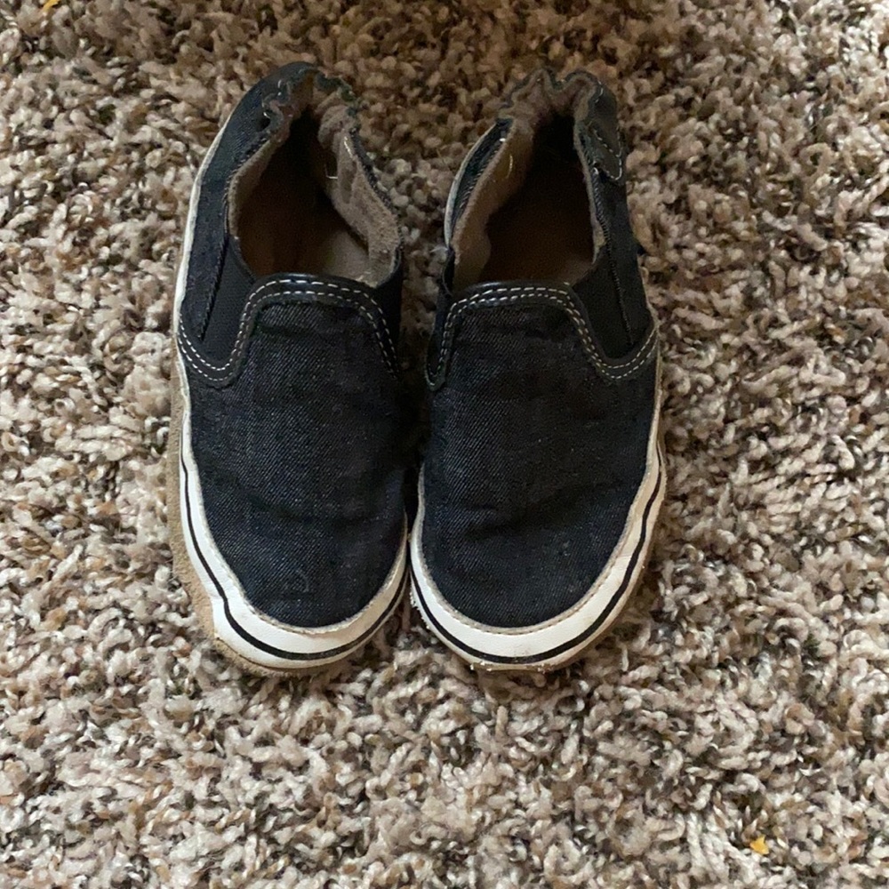 Robeez 12-18 months Soft Sole Shoes